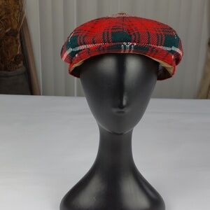 Dunn & Co.Plaid Newsboy Cap.